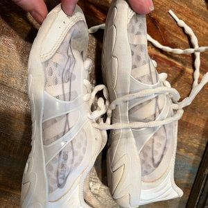 Nfinity Cheer shoes youth size 4